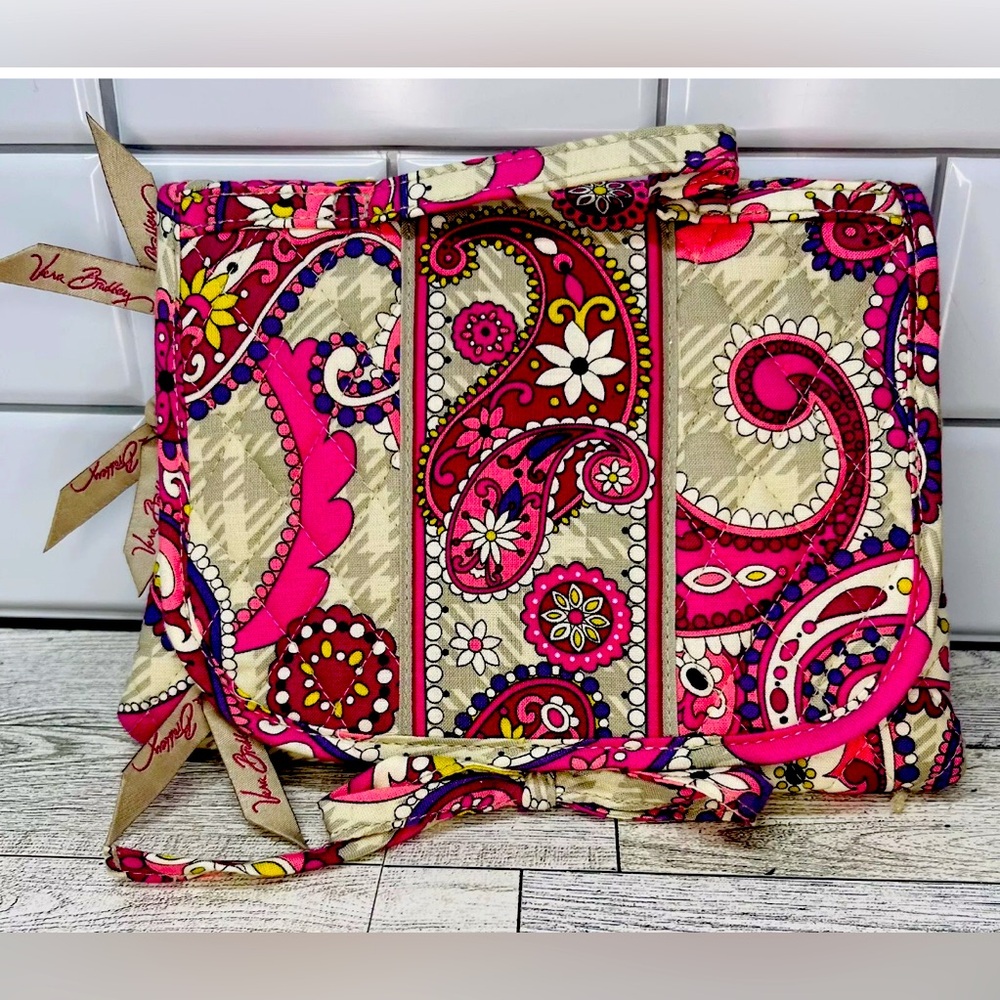 Vera Bradley Pink Paisley Floral Travel Cosmetic Toiletries Pouch Case